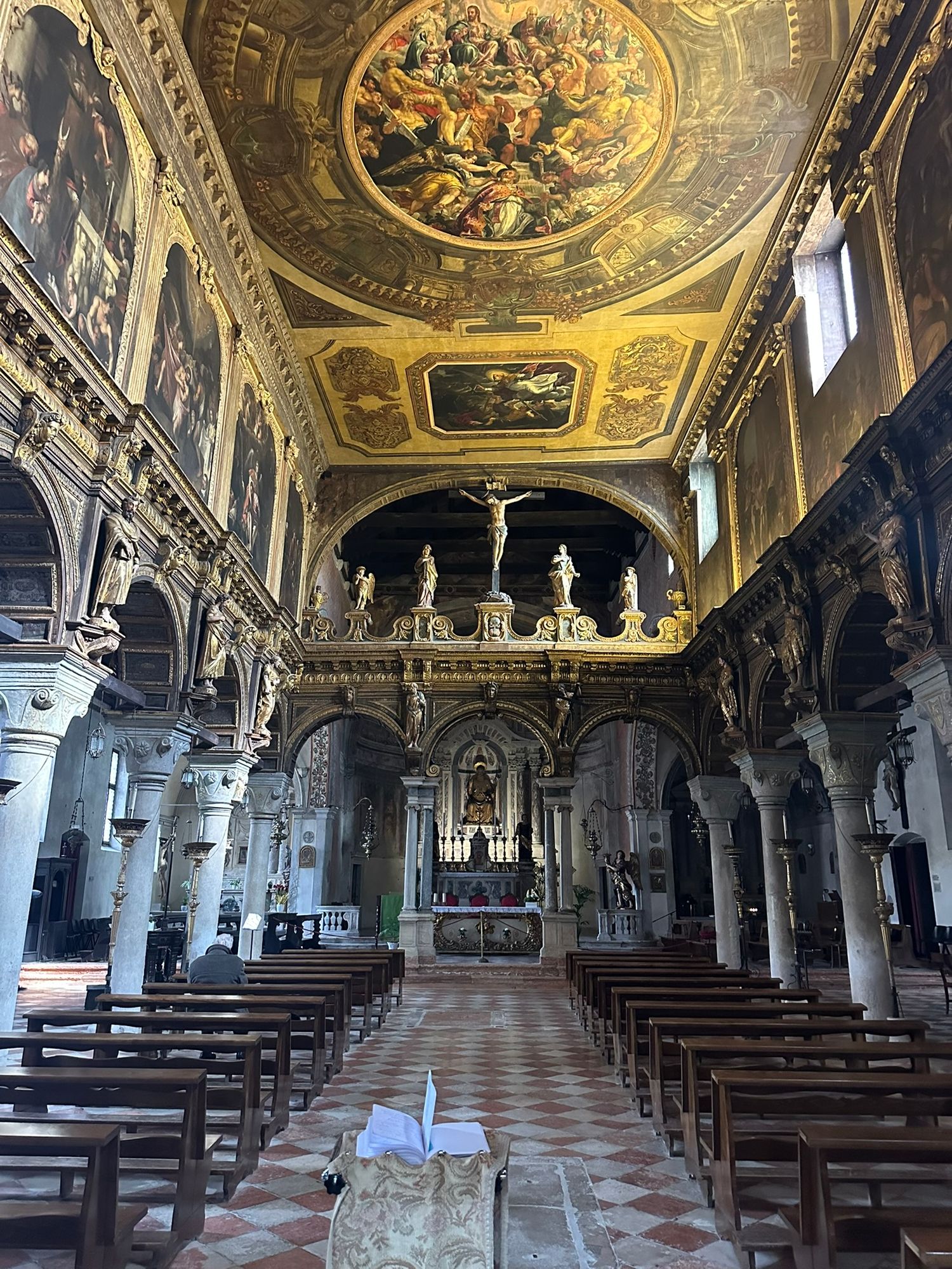 Escape the Carnival Crowds: A Quiet Morning at San Nicolò dei Mendicoli, Dorsoduro